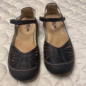 JBU by Jambu Black Sandal